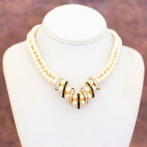 16 inch, Vintage Faux Pearl Beads Rhinestones Gold Tone Choker Necklace - W31
